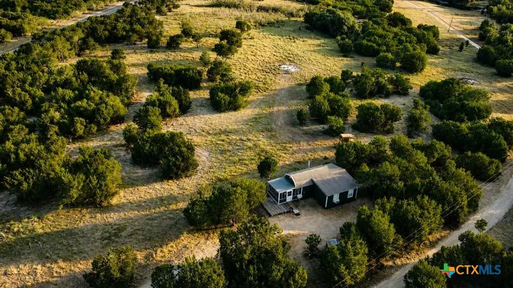 1098 Winter Road Gatesville, TX 76528