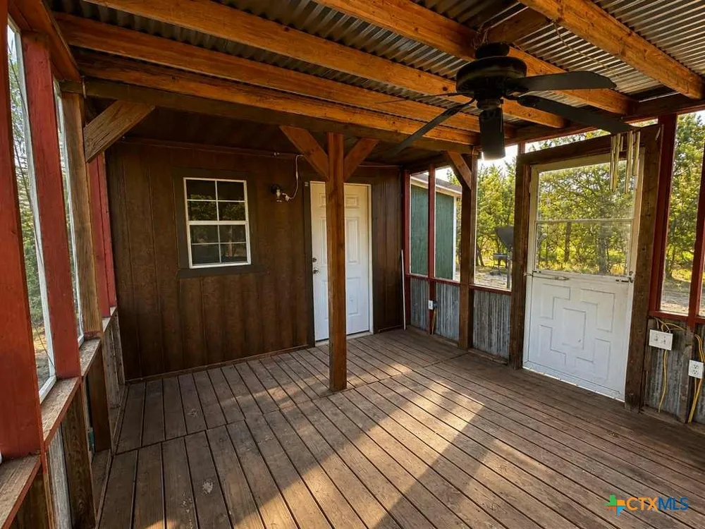1098 Winter Road Gatesville, TX 76528