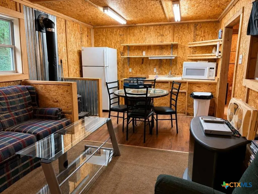 1098 Winter Road Gatesville, TX 76528