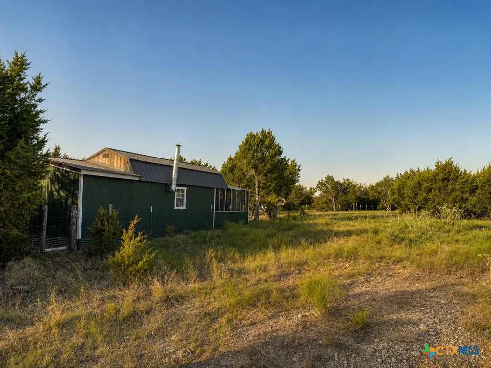 1098 Winter Road Gatesville, TX 76528