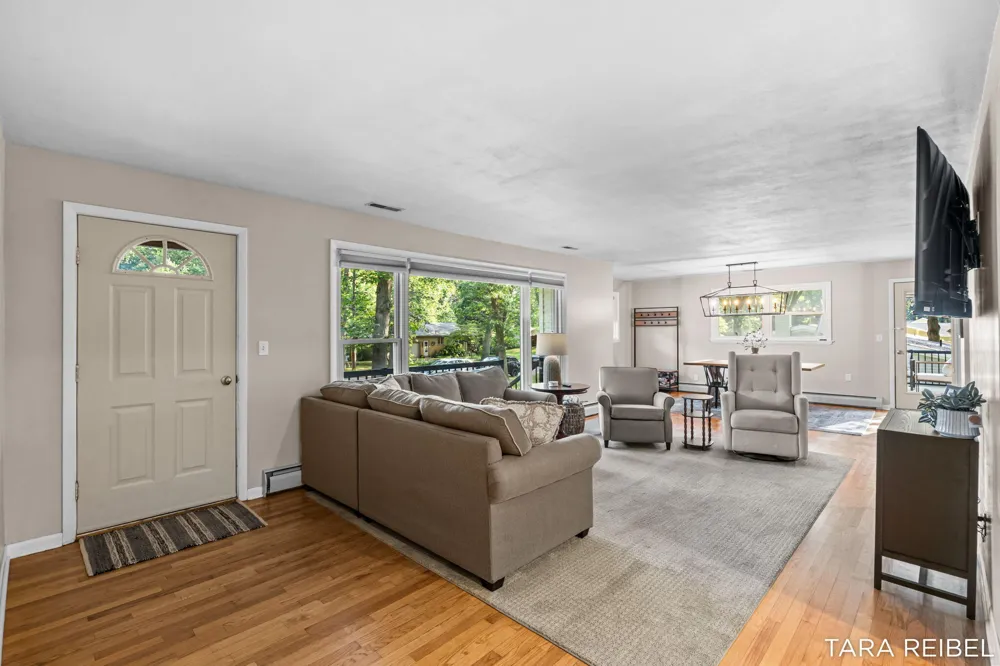 2750 Wildwood Lane Stevensville, MI 49127