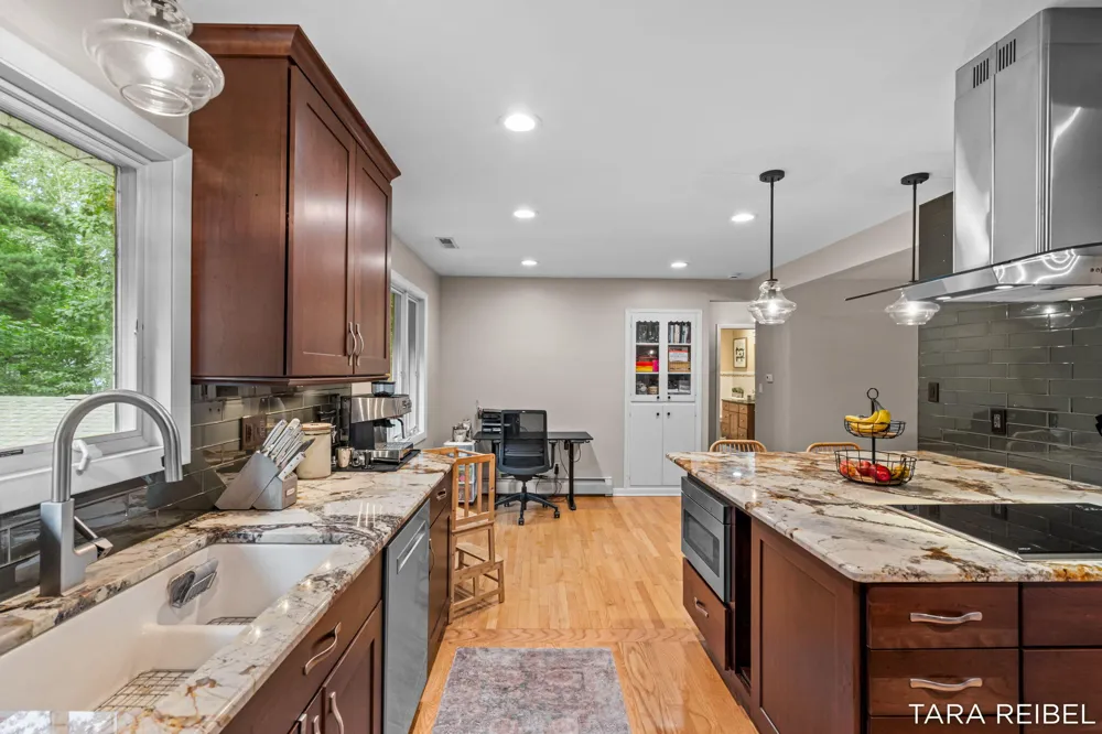 2750 Wildwood Lane Stevensville, MI 49127