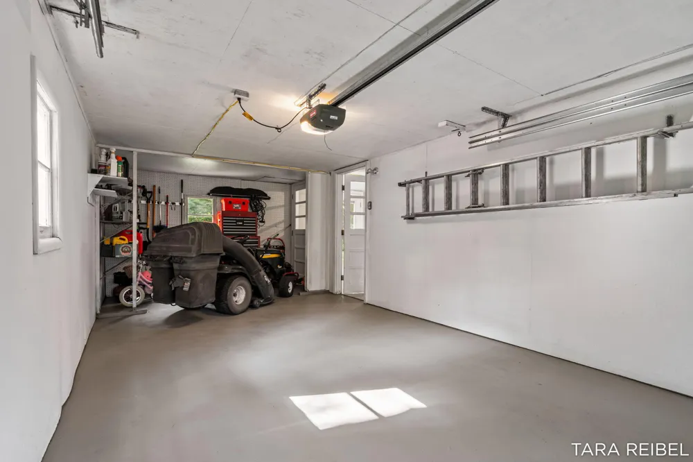 2750 Wildwood Lane Stevensville, MI 49127