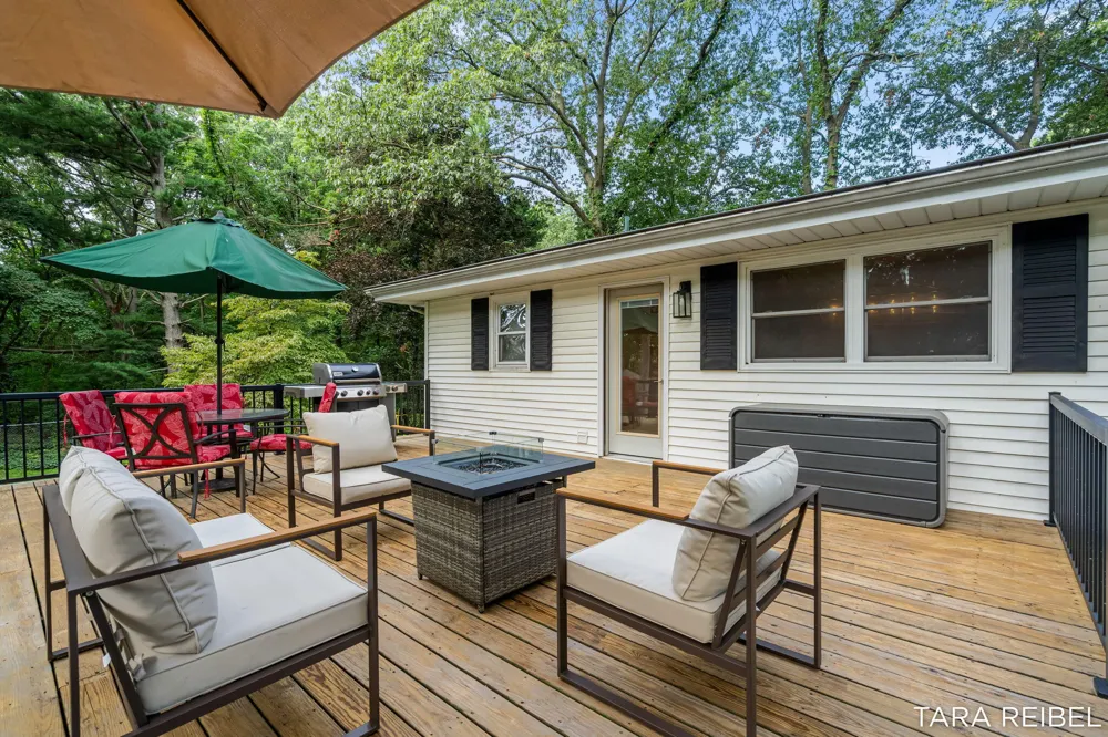 2750 Wildwood Lane Stevensville, MI 49127