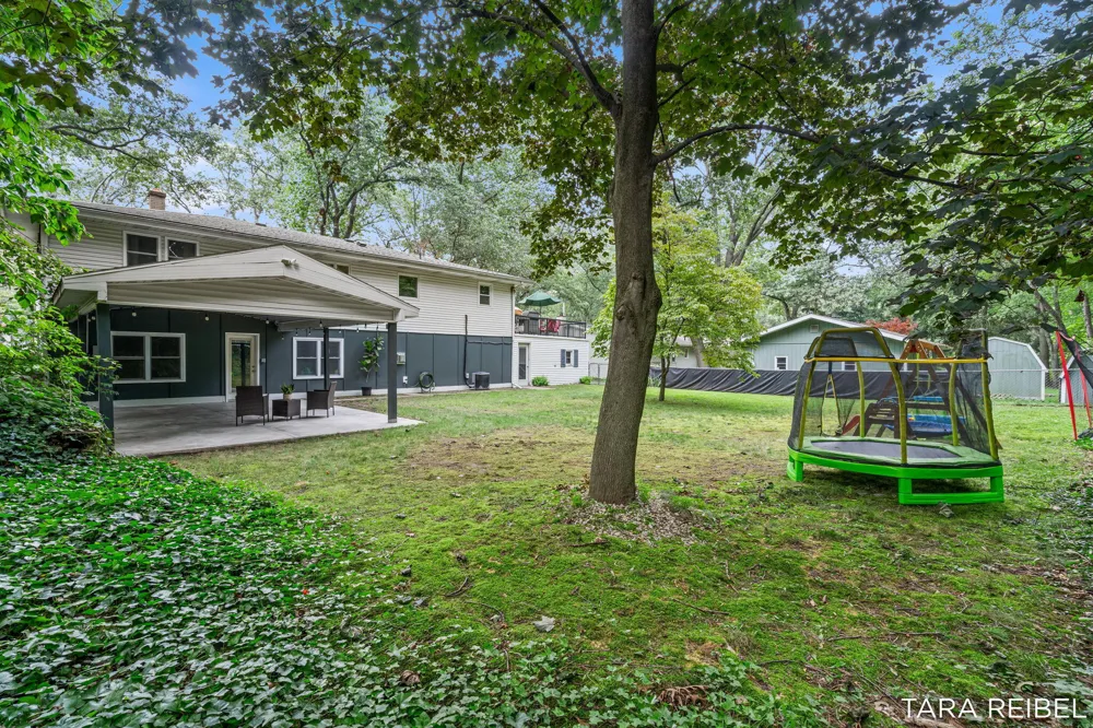 2750 Wildwood Lane Stevensville, MI 49127