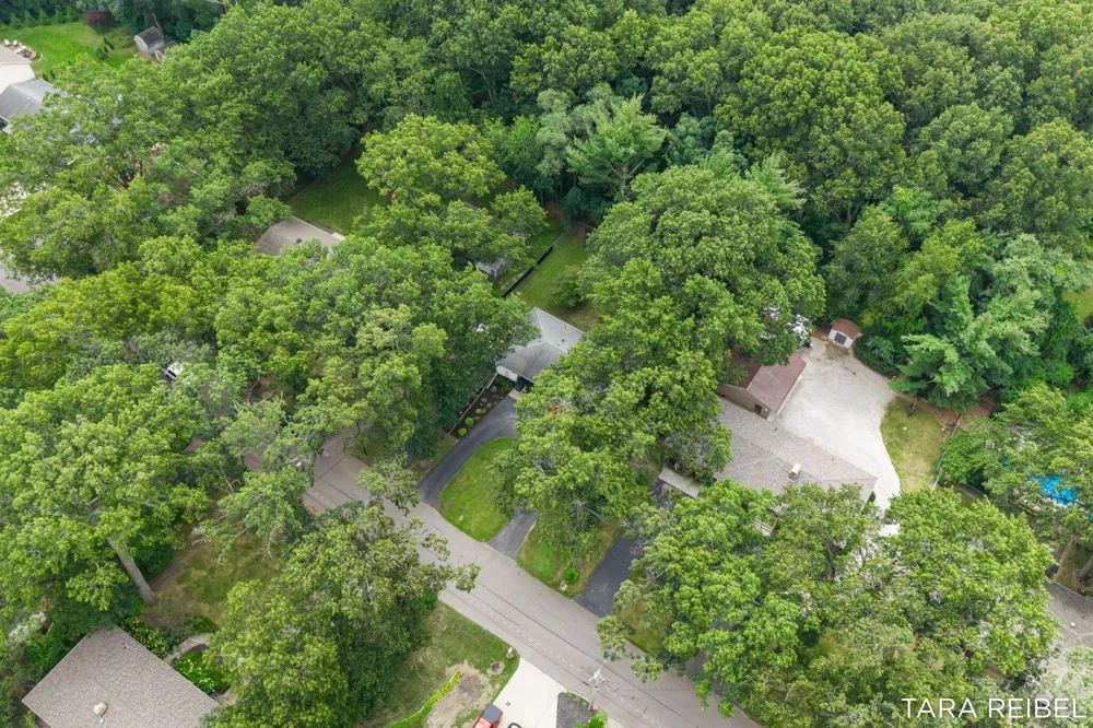 2750 Wildwood Lane Stevensville, MI 49127