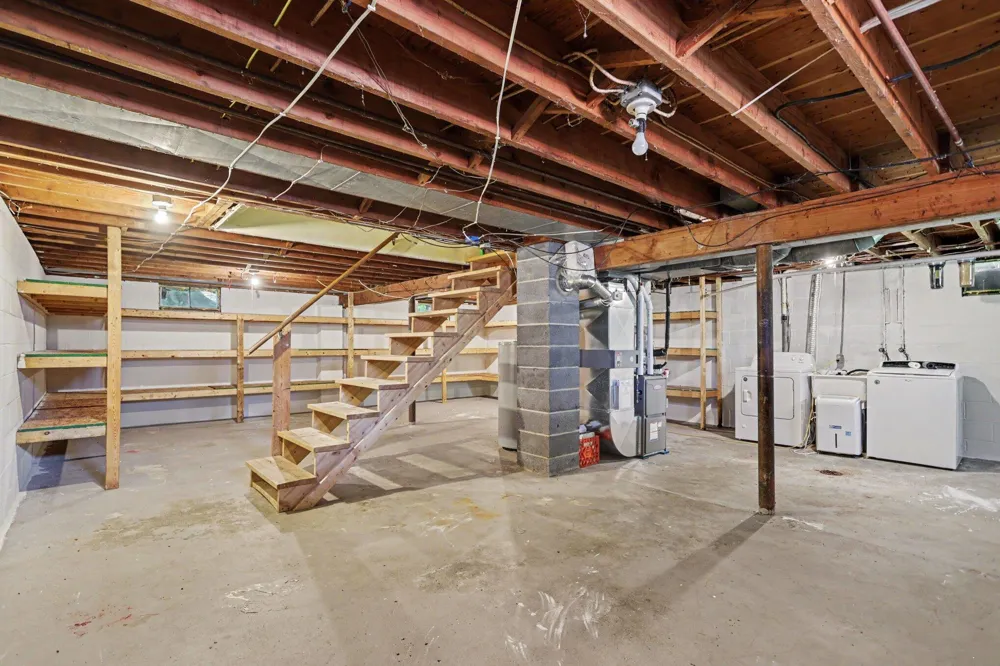 548 Linden Street Marshall, MI 49068