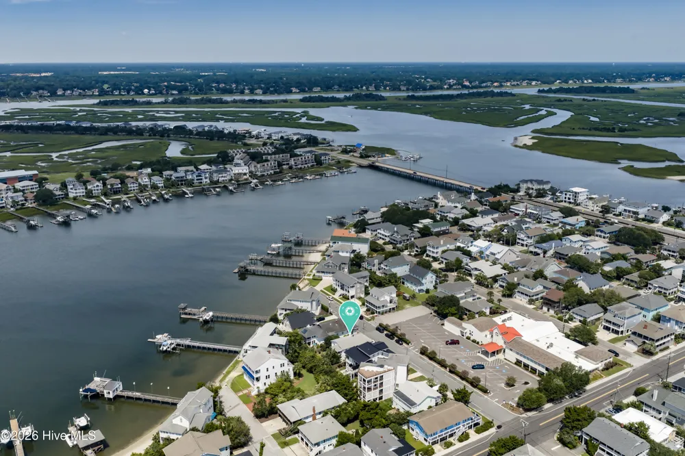 9 W Fayetteville Street Wrightsville Beach, NC 28480