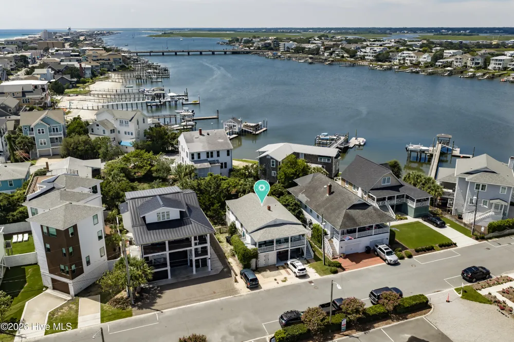 9 W Fayetteville Street Wrightsville Beach, NC 28480