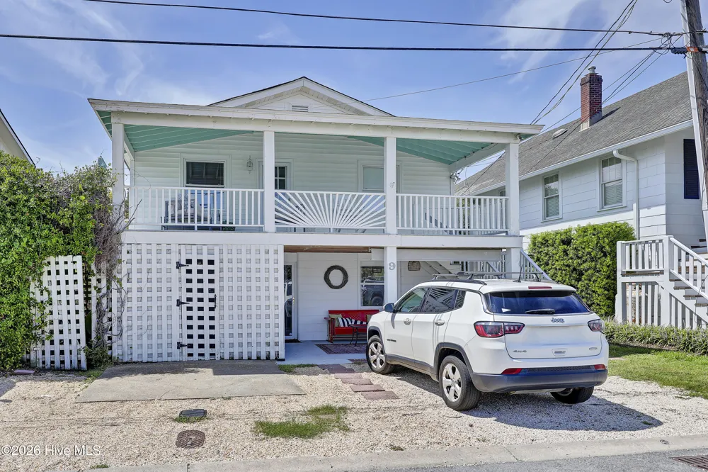 9 W Fayetteville Street Wrightsville Beach, NC 28480