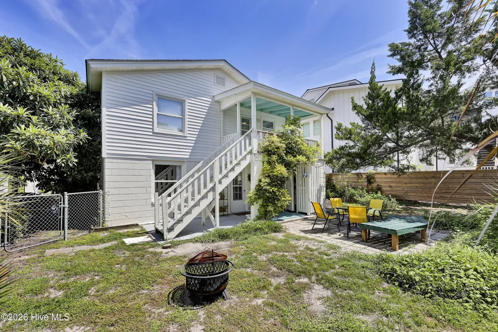 9 W Fayetteville Street Wrightsville Beach, NC 28480