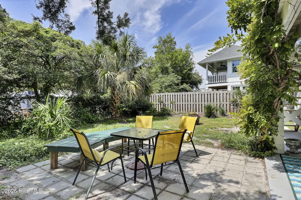 9 W Fayetteville Street Wrightsville Beach, NC 28480