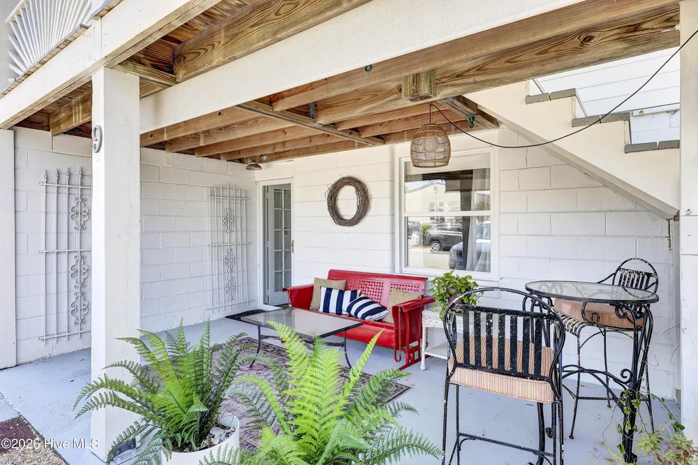 9 W Fayetteville Street Wrightsville Beach, NC 28480