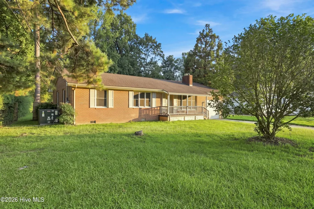 1622 Midgett Drive Elizabeth City, NC 27909