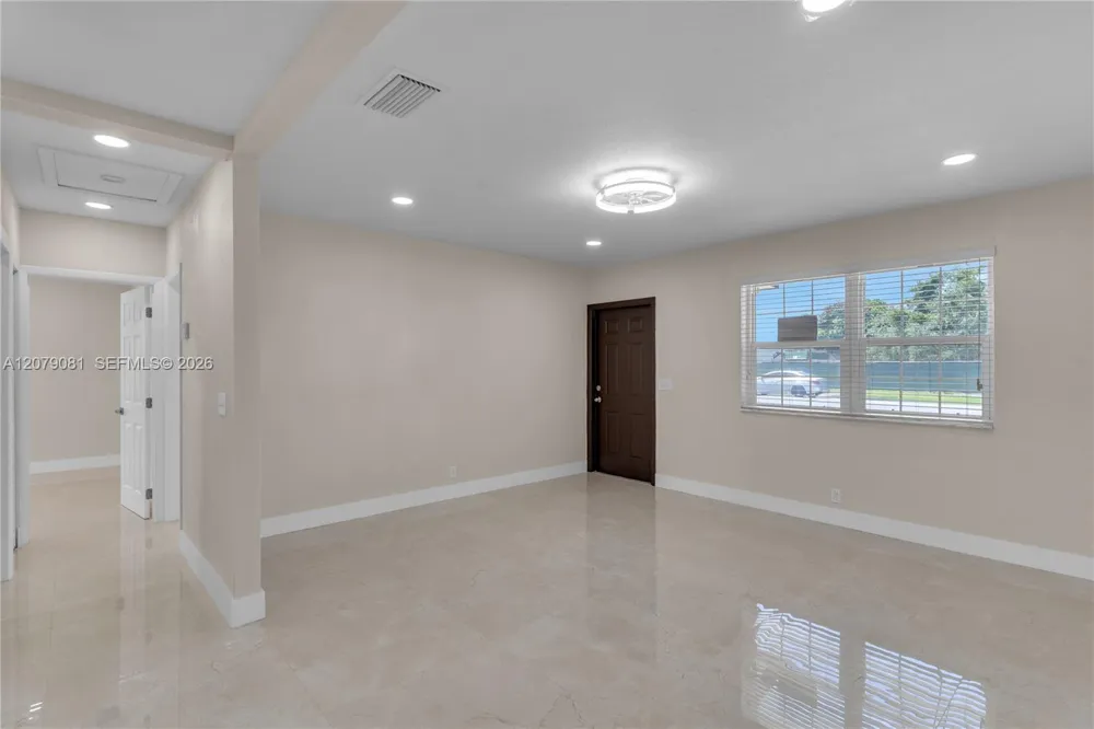 378 SW 6th St Florida City, FL 33034