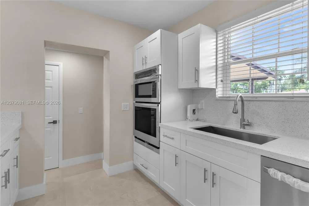 378 SW 6th St Florida City, FL 33034