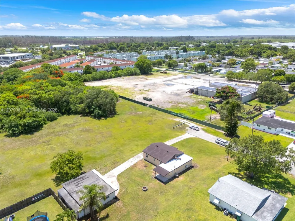 378 SW 6th St Florida City, FL 33034