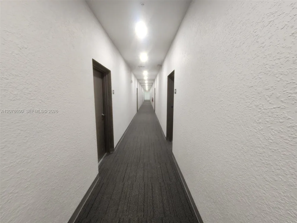 4424 S TEXAS AVE #310 Orlando, FL 32839