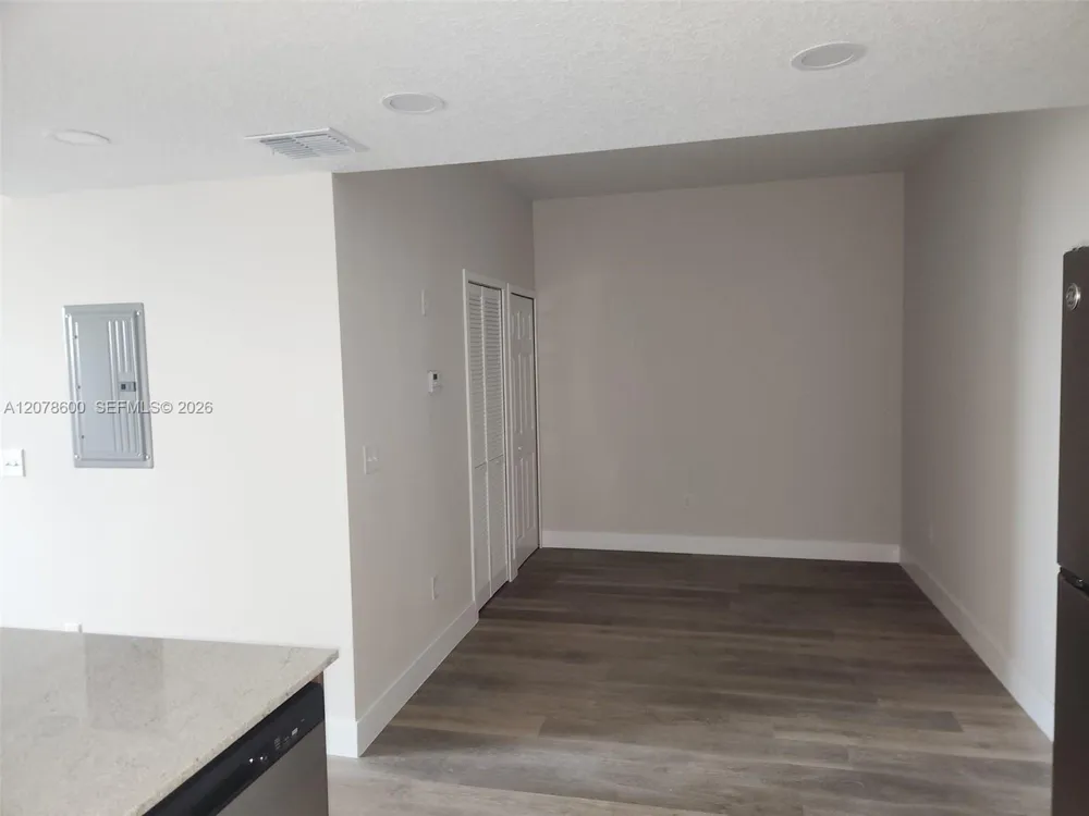 4424 S TEXAS AVE #310 Orlando, FL 32839