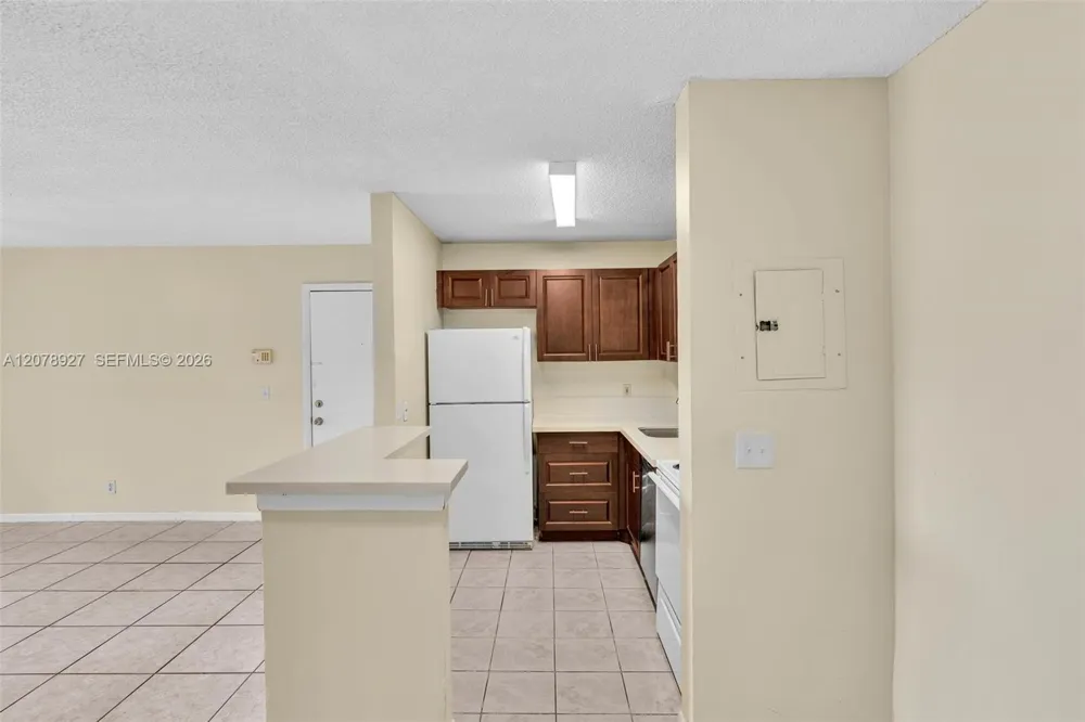 10765 Cleary Blvd #104 Plantation, FL 33324