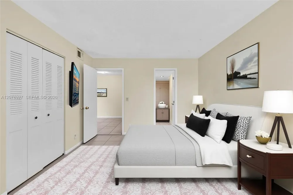 10765 Cleary Blvd #104 Plantation, FL 33324