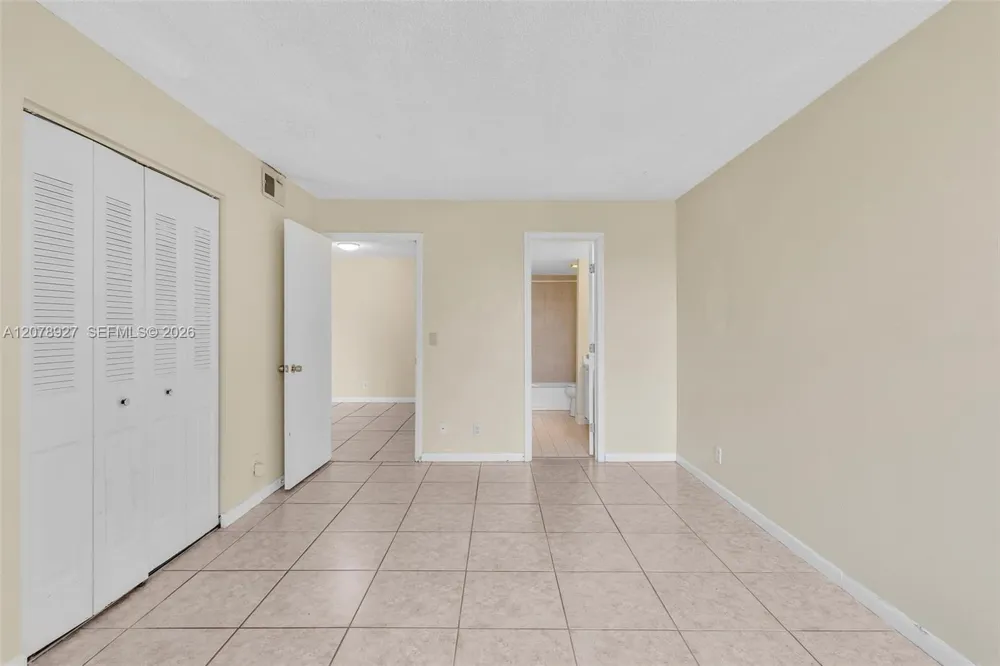 10765 Cleary Blvd #104 Plantation, FL 33324