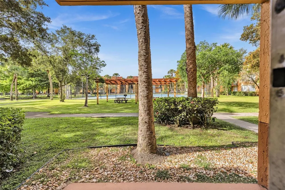 10765 Cleary Blvd #104 Plantation, FL 33324