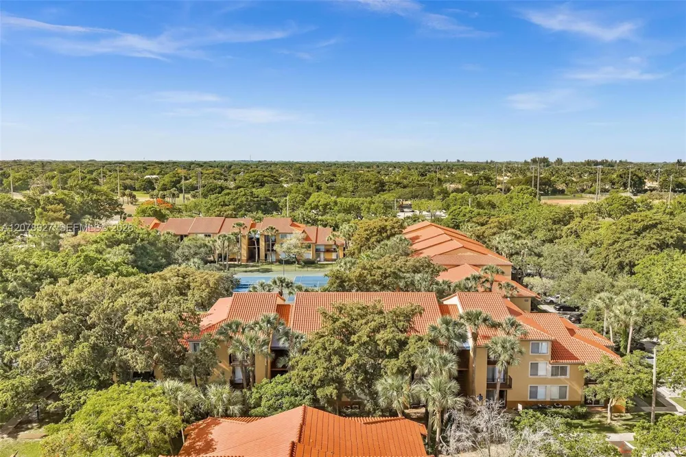 10765 Cleary Blvd #104 Plantation, FL 33324