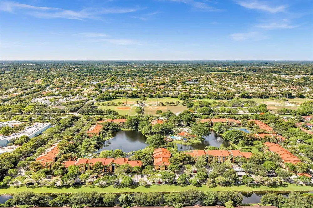 10765 Cleary Blvd #104 Plantation, FL 33324