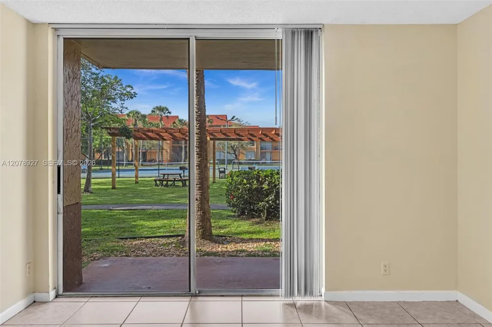10765 Cleary Blvd #104 Plantation, FL 33324