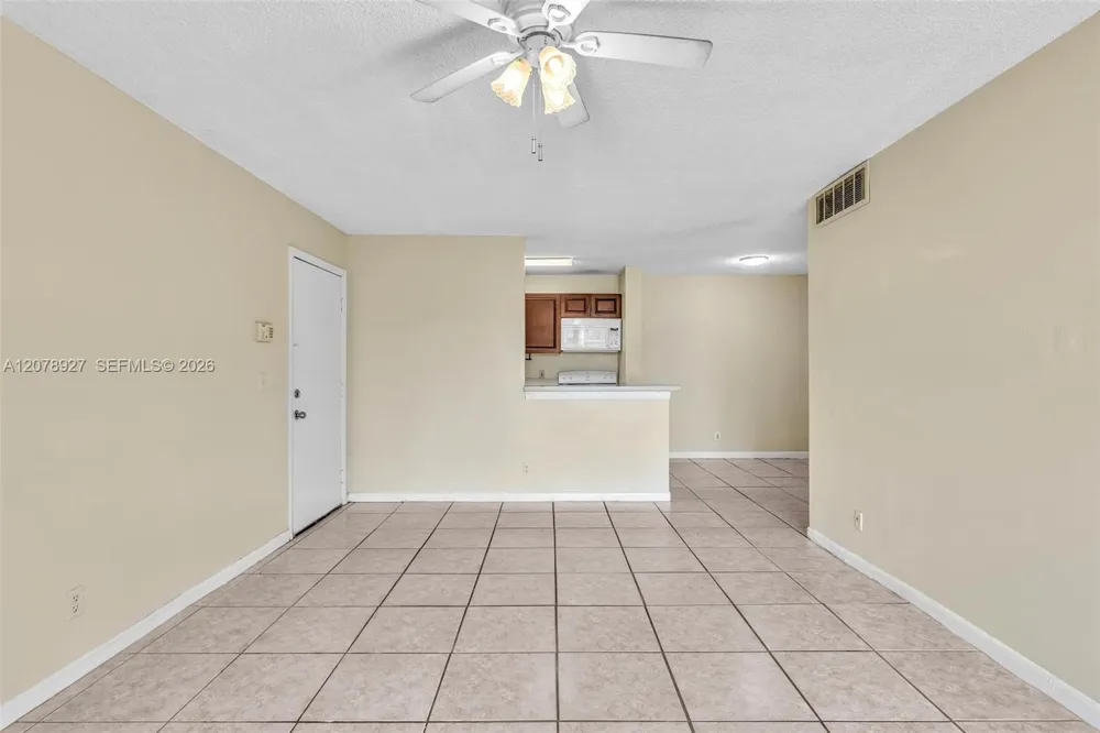 10765 Cleary Blvd #104 Plantation, FL 33324