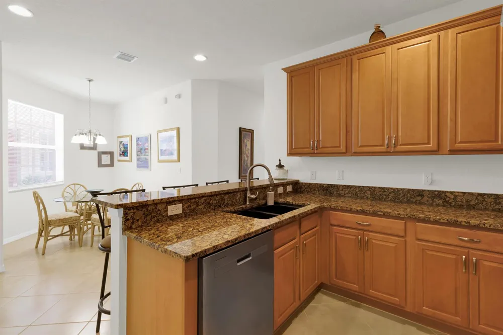 6380 OXFORD CIRCLE #104D Vero Beach, FL 32966