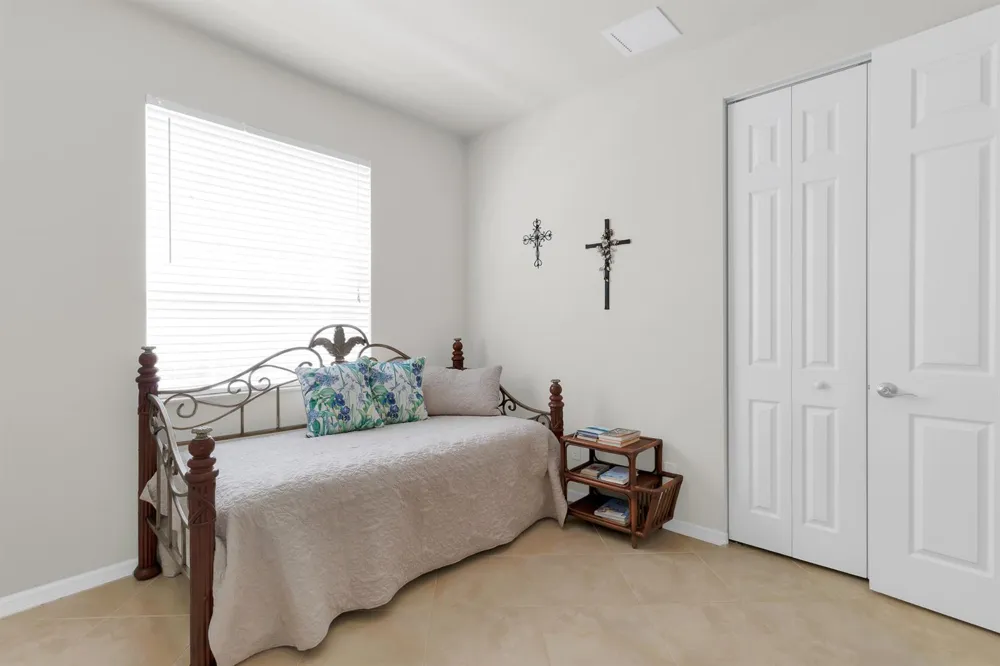6380 OXFORD CIRCLE #104D Vero Beach, FL 32966