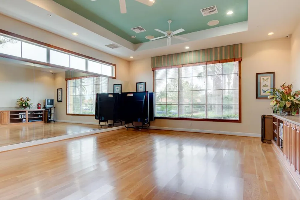 6380 OXFORD CIRCLE #104D Vero Beach, FL 32966
