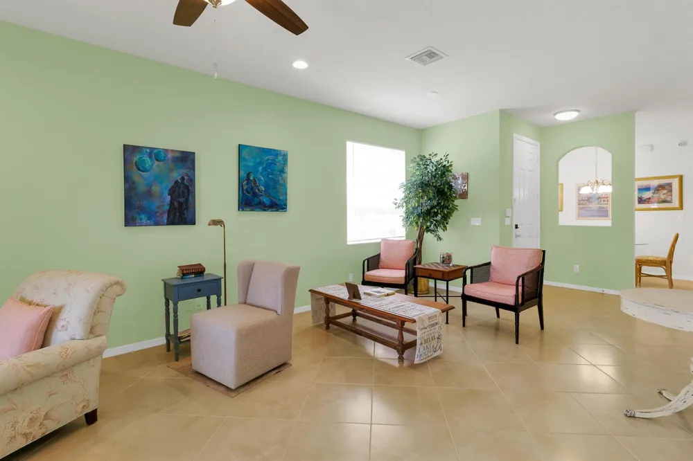 6380 OXFORD CIRCLE #104D Vero Beach, FL 32966