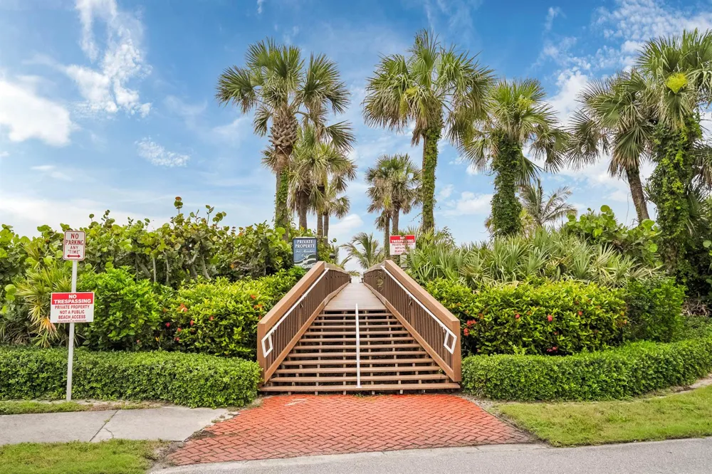 5051 Hwy A1A #13-5 Hutchinson Island, FL 34949