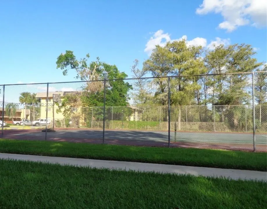 8020 Colony Cir N #202 Tamarac, FL 33321