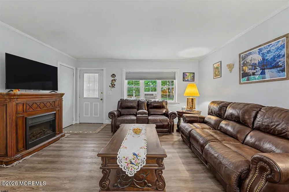7 Driftwood Drive #204 Little Egg Harbor, NJ 08087