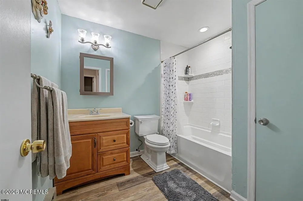 7 Driftwood Drive #204 Little Egg Harbor, NJ 08087