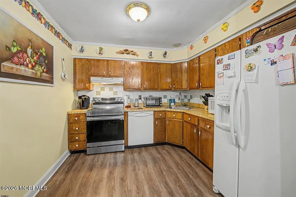 7 Driftwood Drive #204 Little Egg Harbor, NJ 08087