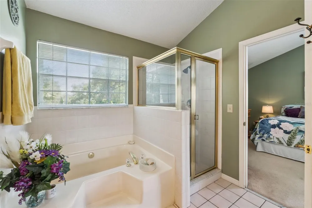 2024 SAWGRASS DRIVE Apopka, FL 32712