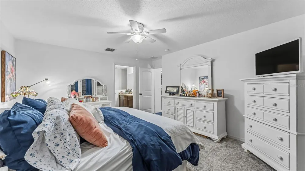 6270 MANITOBA DRIVE Lakeland, FL 33805