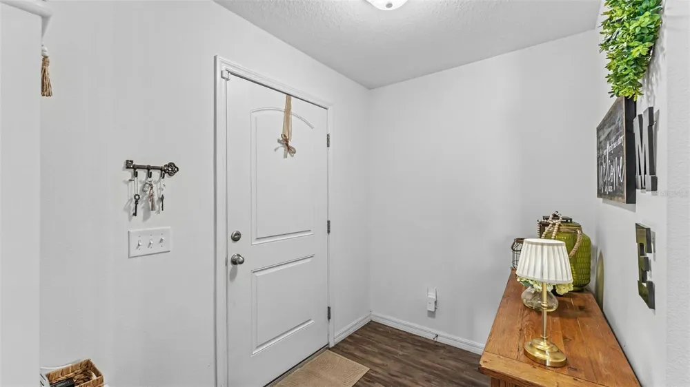 6270 MANITOBA DRIVE Lakeland, FL 33805