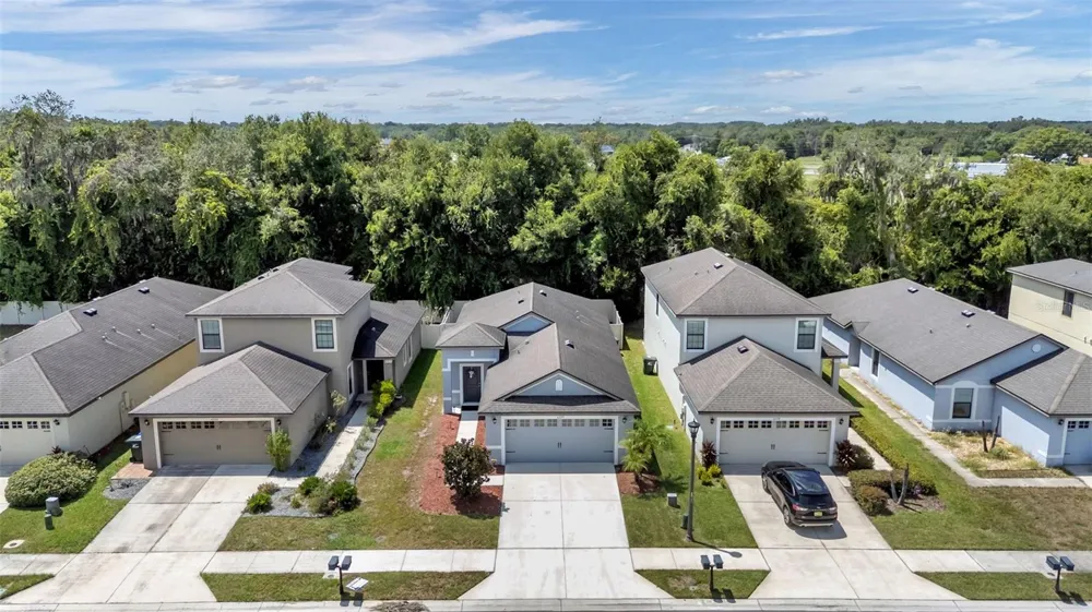 6270 MANITOBA DRIVE Lakeland, FL 33805