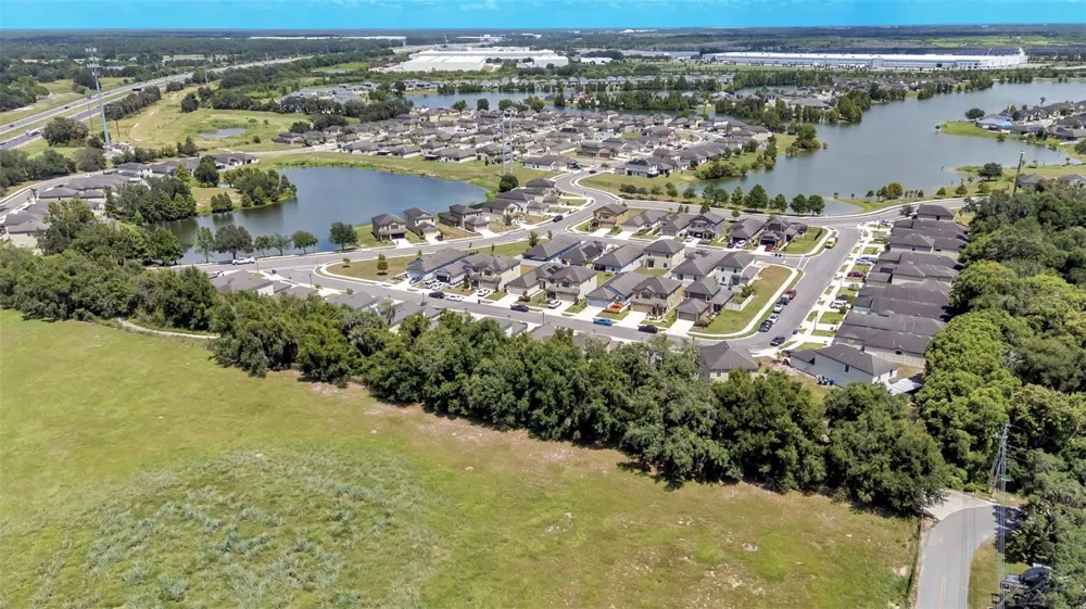 6270 MANITOBA DRIVE Lakeland, FL 33805