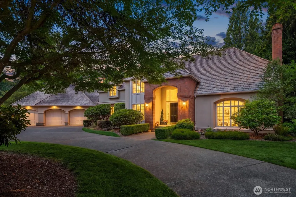 13905 212th Drive NE Woodinville, WA 98077