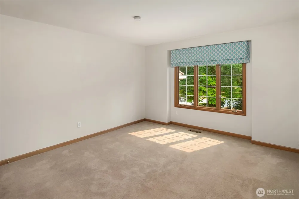 13905 212th Drive NE Woodinville, WA 98077