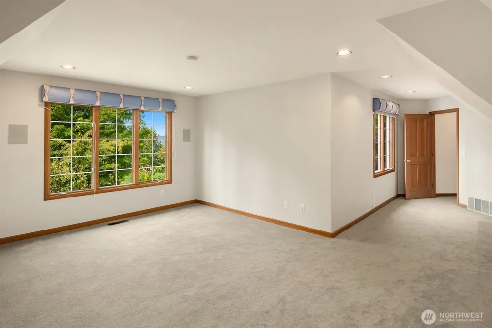 13905 212th Drive NE Woodinville, WA 98077