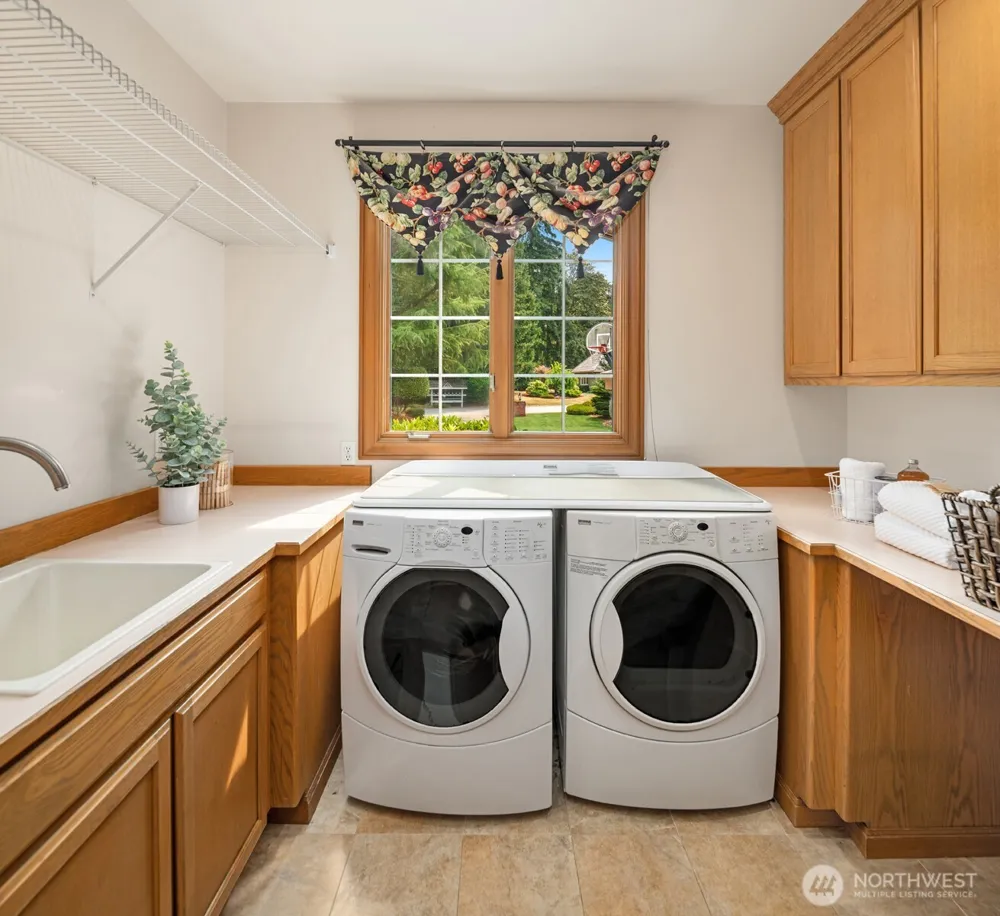 13905 212th Drive NE Woodinville, WA 98077