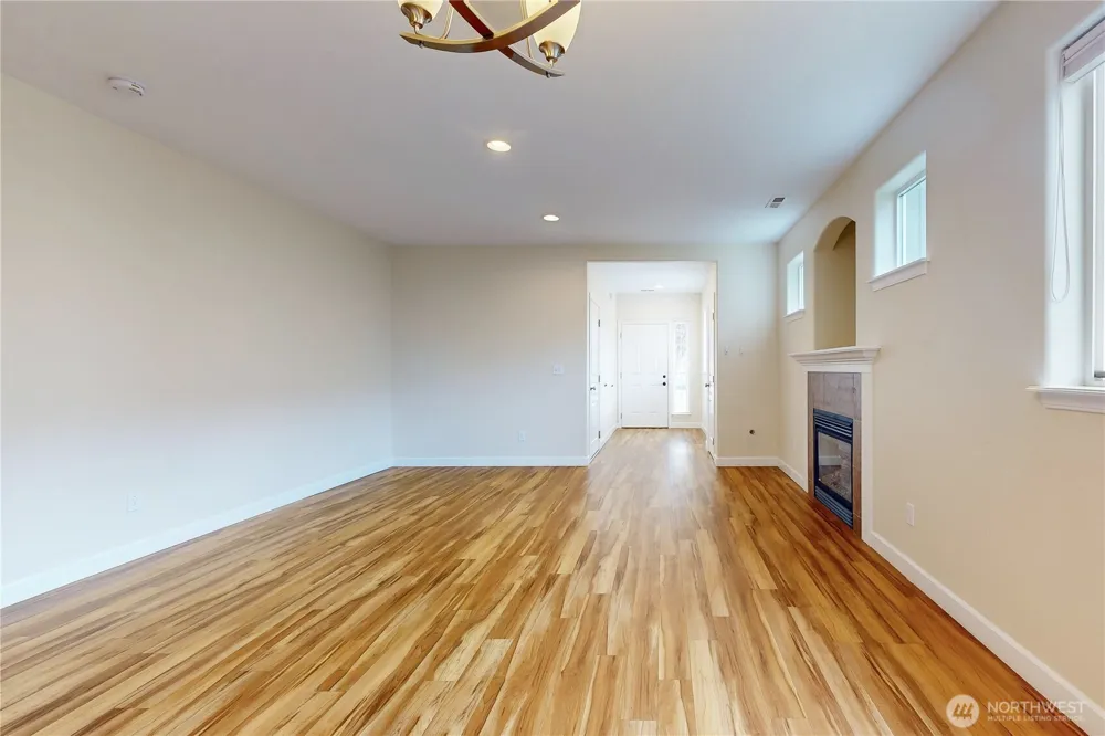 1212 SW Carver Street College Place, WA 99324